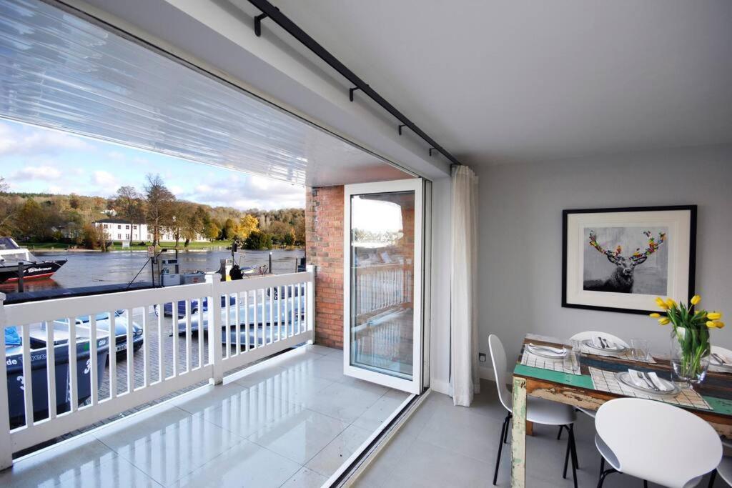 The Oars - Riverfront Property Henley-on-Thames Extérieur photo