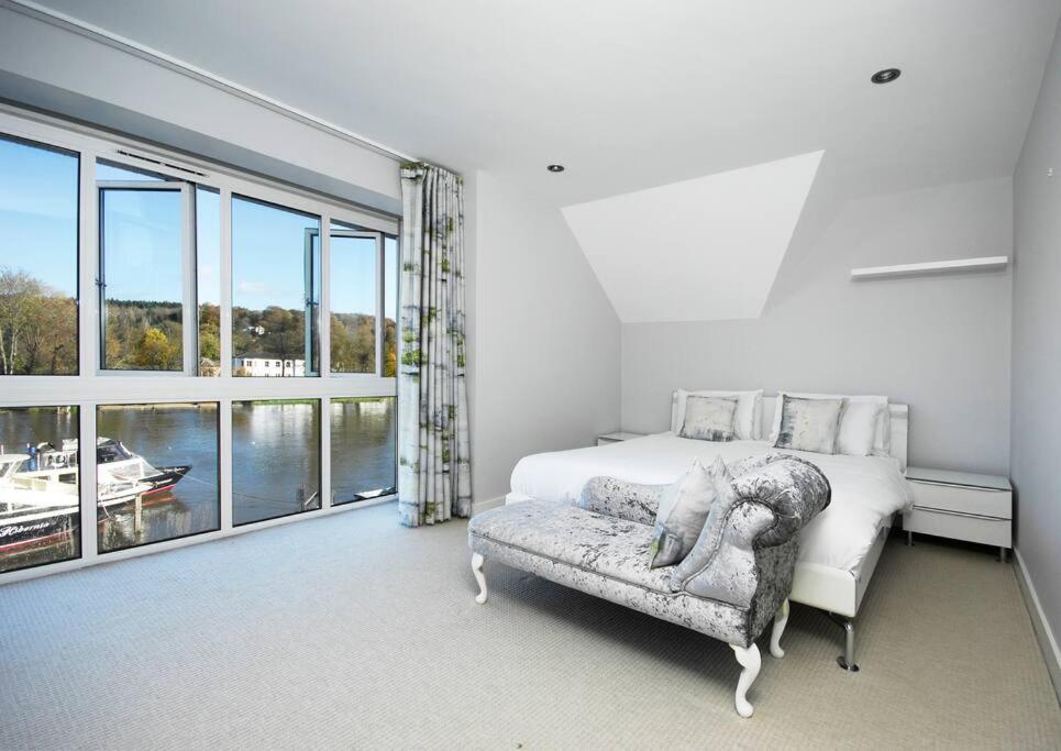 The Oars - Riverfront Property Henley-on-Thames Extérieur photo